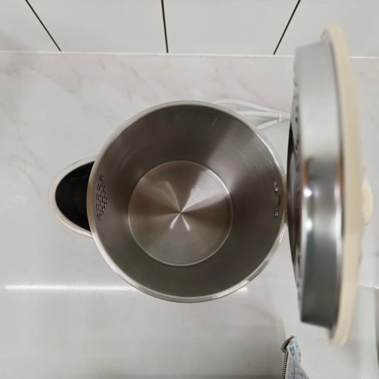 ZL-024 electric kettle