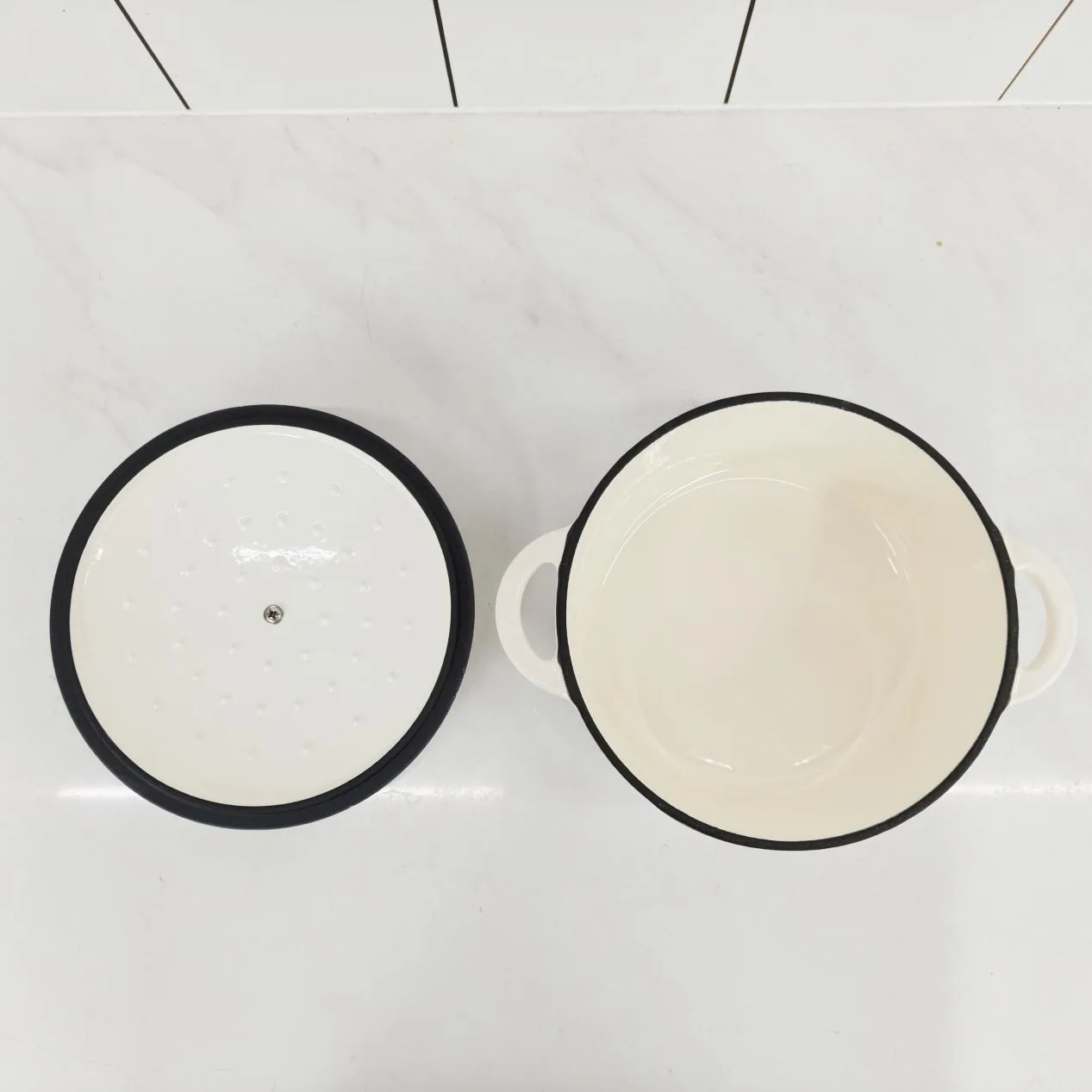 VK-33 enamel cast iron cookware set