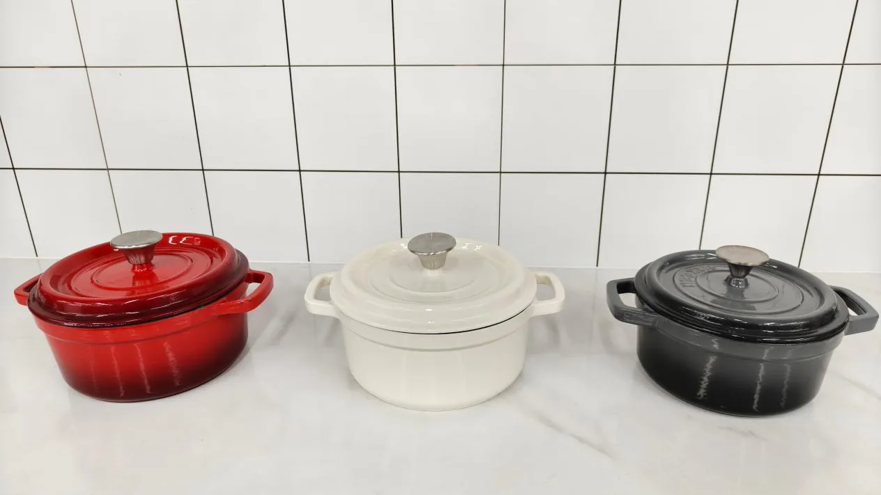 VK-35 enamel cast iron cookware set
